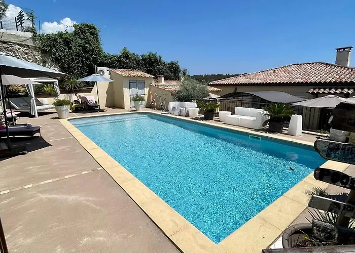 Chambre Fiora Martigues