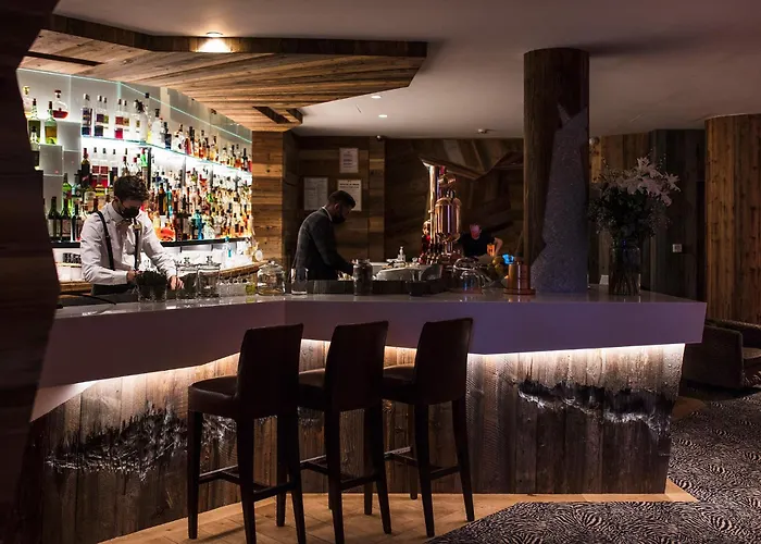 Hôtel Les Barmes De l'Ours Val-dʼIsère