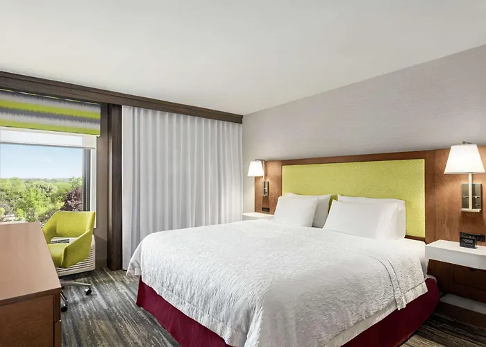 Hampton Inn Milwaukee Brookfield