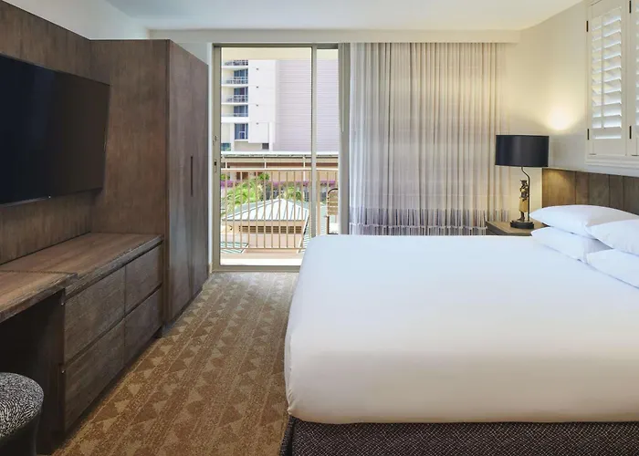 Embassy Suites By Hilton Waikiki Beach Walk Honolulu