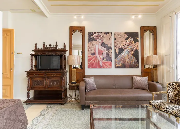 Aparthotel El Petit Palauet Canet de Mar