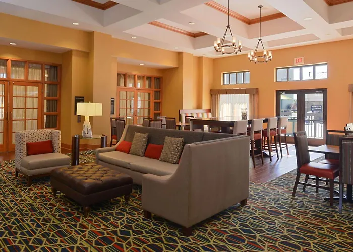 Hampton Inn & Suites Pueblo-Southgate