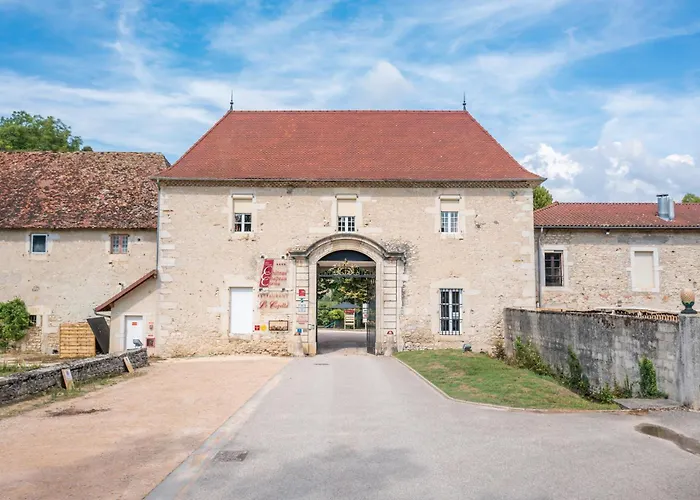 Château Chapeau Cornu Vignieu