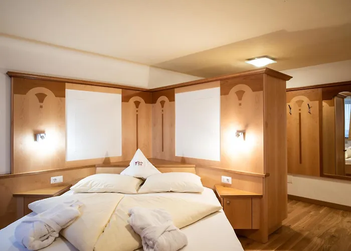 Aktiv- Und Wellnesshotel Traube- Post Curon Venosta