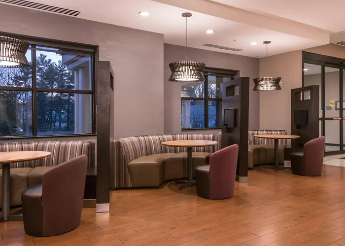 Courtyard By Marriott Newark-University Of Delaware