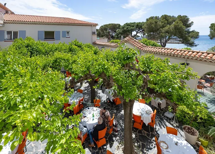 Logis Hotel Le Provencal