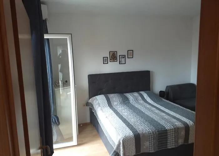 Apartmani Riba Makarska