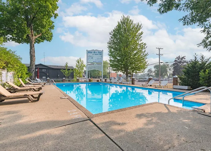 White Rose Inns & Motel Wisconsin Dells