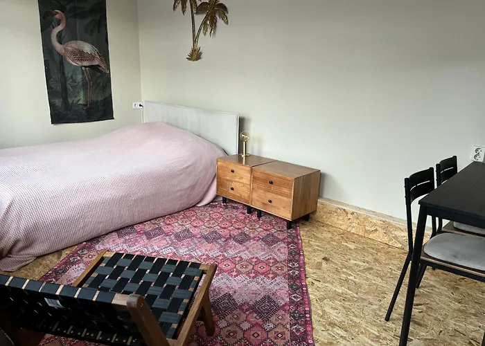 Tiny Garden Studio