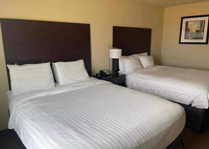 Amerivu Inn And Suites - Crookston