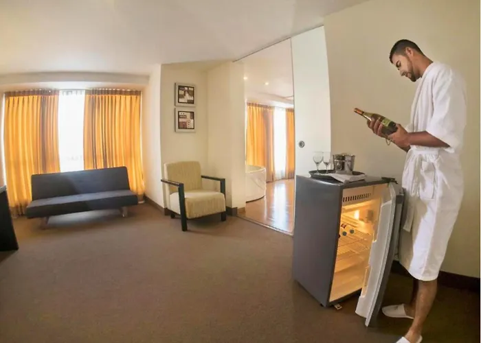 Allpa Hotel & Suites Lima