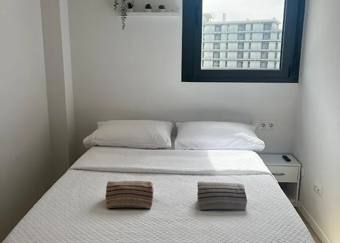 Confortable habitación doble - 2 Sant Adrià de Besòs