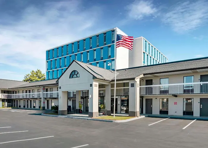 Econo Lodge Augusta, Downtown