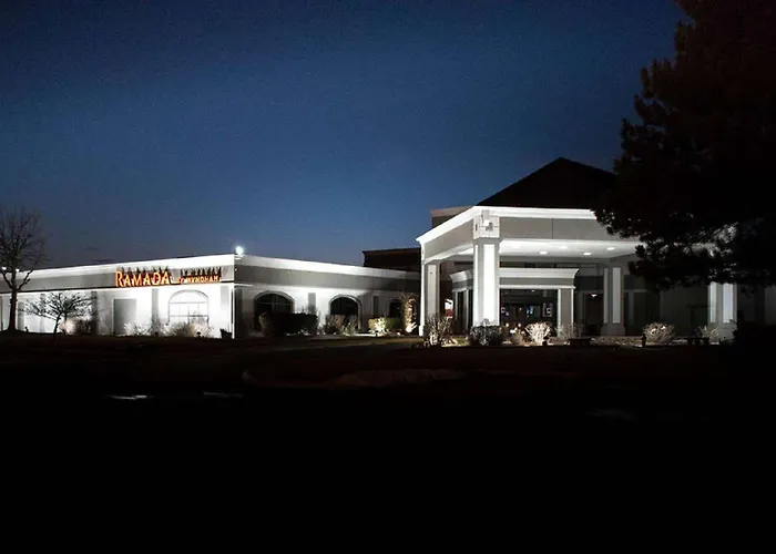 Ramada By Wyndham North Platte Hotel