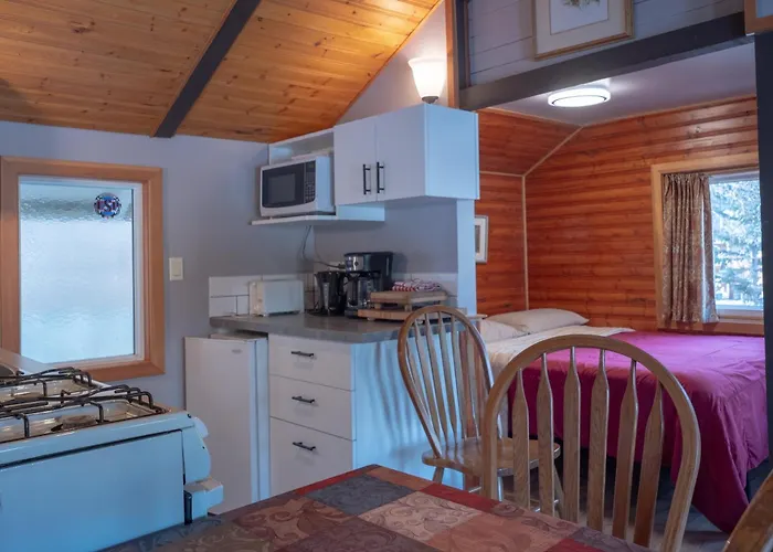 Hillside Bungalows Banff