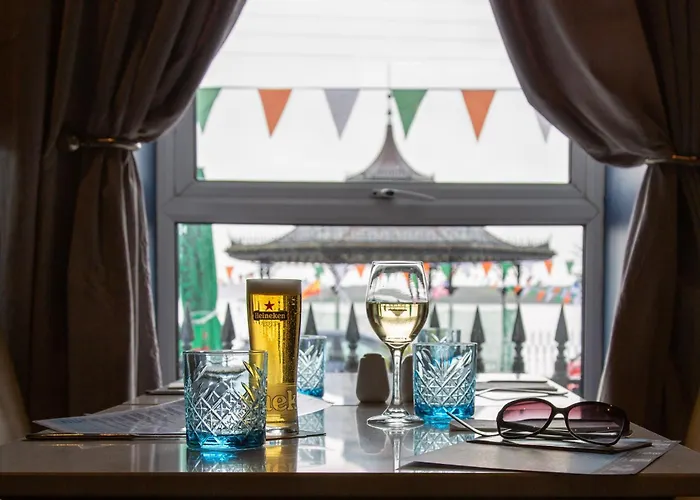 Commodore Hotel Cobh