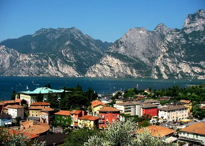 Hotel Vela Torbole Sul Garda