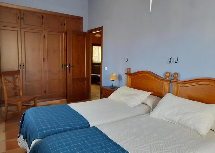 Hotel Apartamento Rural Finca La Media Legua Aracena