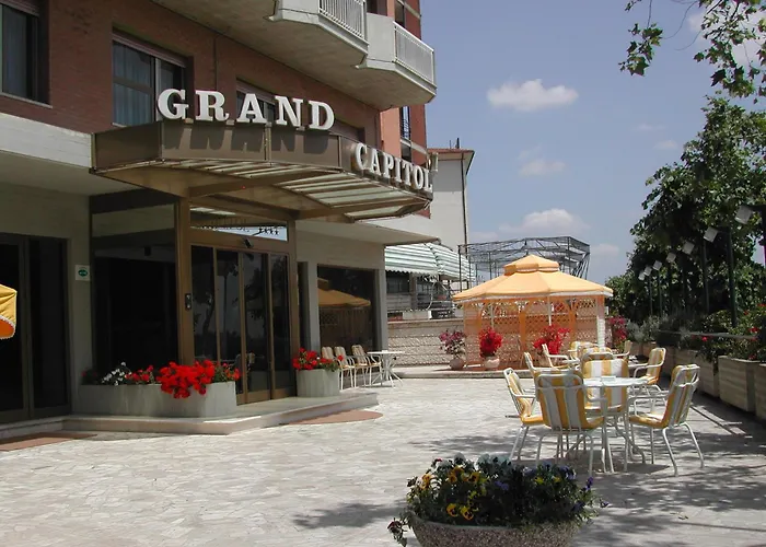 G. Hotel Capitol