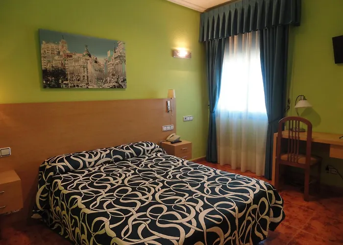 Hotel Mirador Velilla de San Antonio