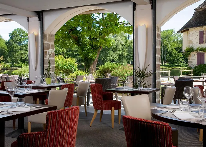 Hotel Les Flots Bleus à Beaulieu-sur-Dordogne