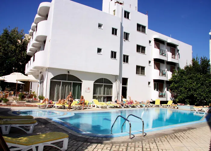 Captain'S Hotel