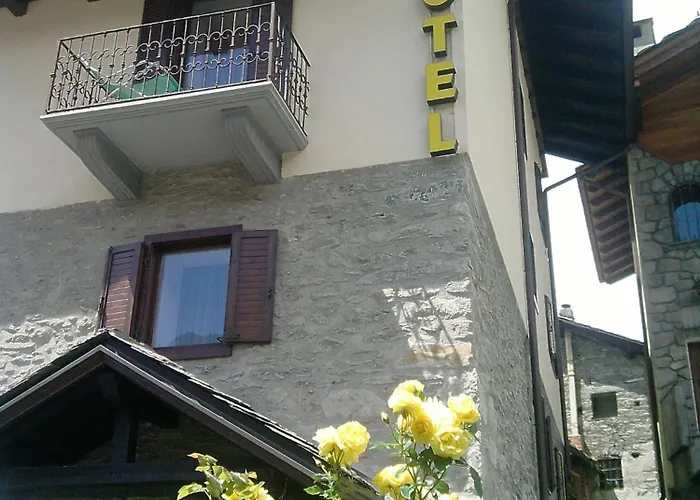 Hotel Ottoz Meublé Courmayeur