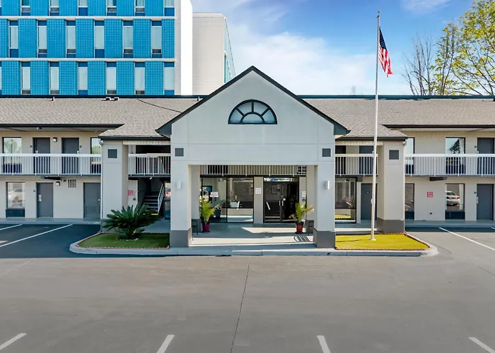 Econo Lodge Augusta, Downtown