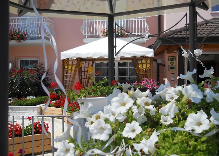 Hotel Bellaria Levico Terme