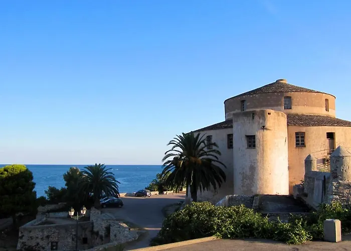 Hotel Bellevue Saint-Florent 