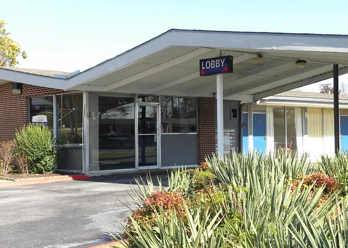 Guest Inn Rogers