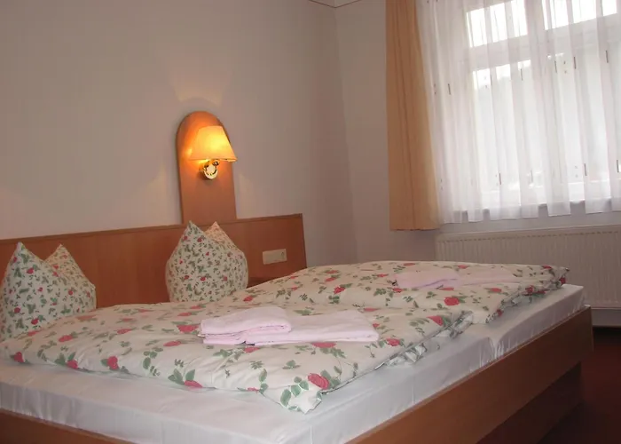 Hotel Garni Dekorahaus Bad Schandau