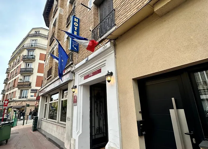 Hotel Victor Hugo Clamart