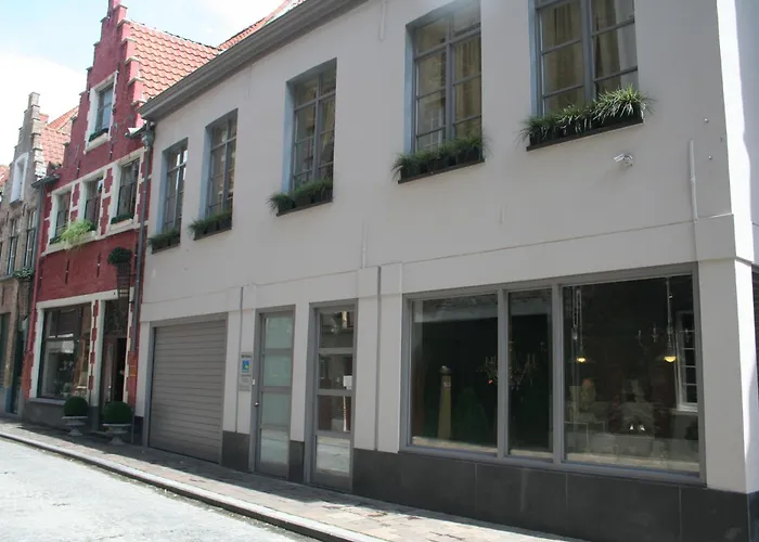 B&B Con Ampère