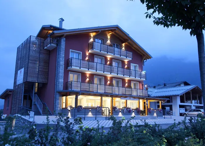 Hotel Gran Vacanze Rooms & Apartments Dimaro