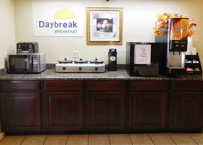 Days Inn By Wyndham Hoover Birmingham