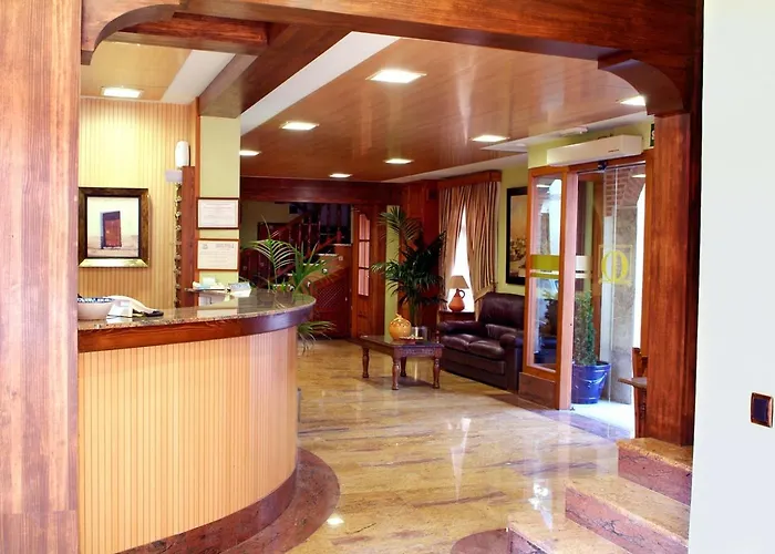 Hotel Menano Manzanares