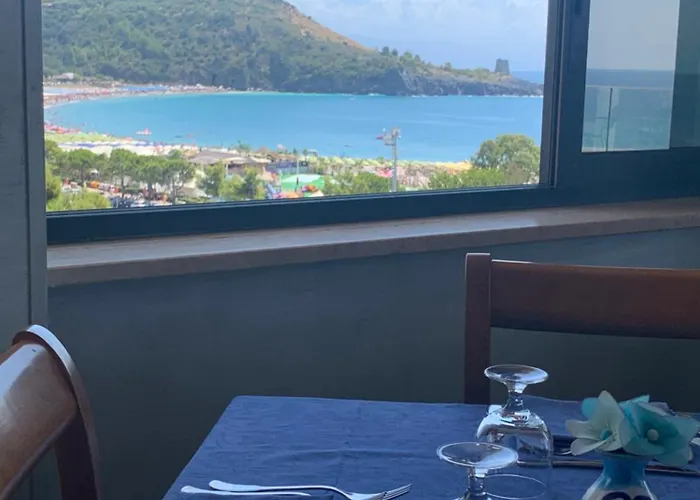 Hotel La Scogliera Marina di Camerota