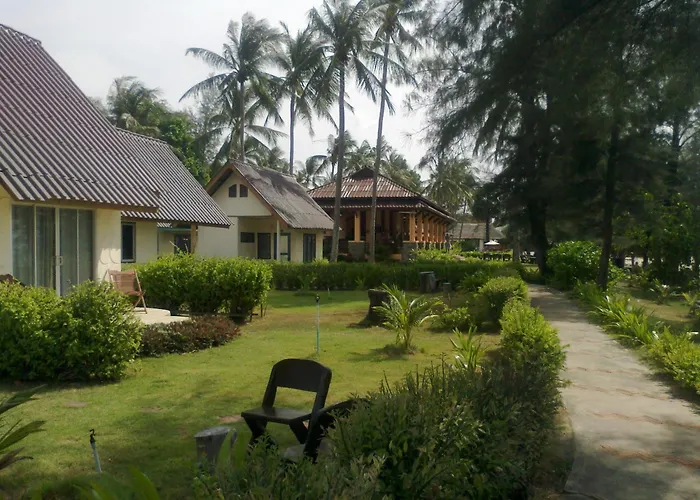 Gooddays Lanta Beach Resort Sha