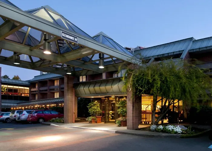 University Place Hotel And Conference Center