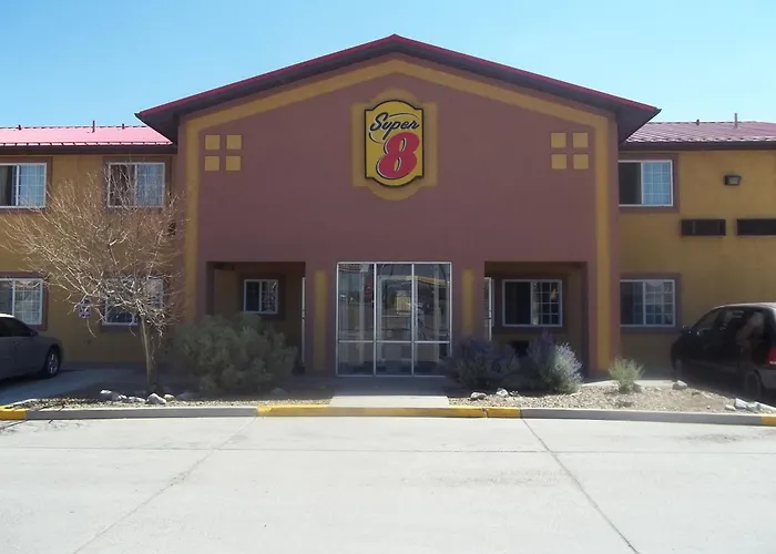 Super 8 By Wyndham Moriarty Motel