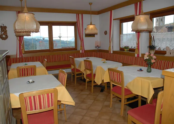 Hotel Garni Alpin Seis am Schlern