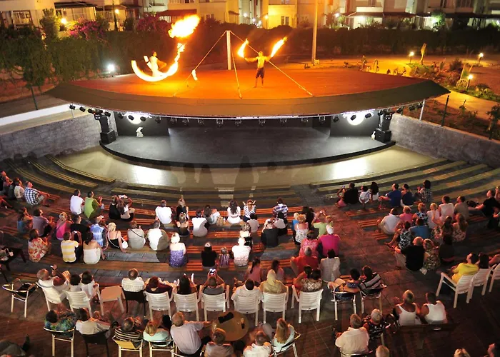Cenger Beach Resort Spa Kızılot