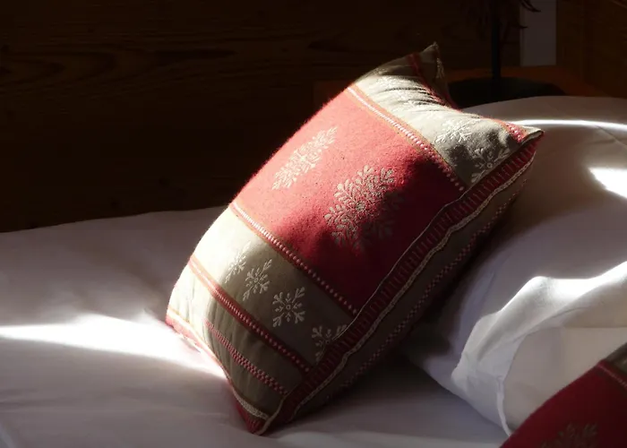 Chalet-Hôtel Le Beausoleil, The Originals Relais  Fontcouverte-la-Toussuire