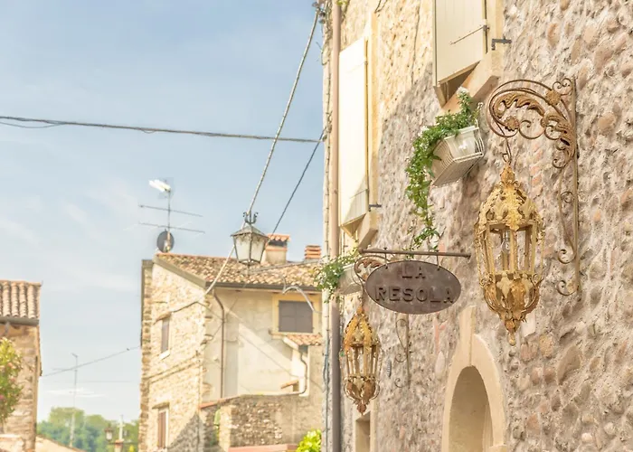 Maison Resola - Rooms & Breakfast Borghetto 