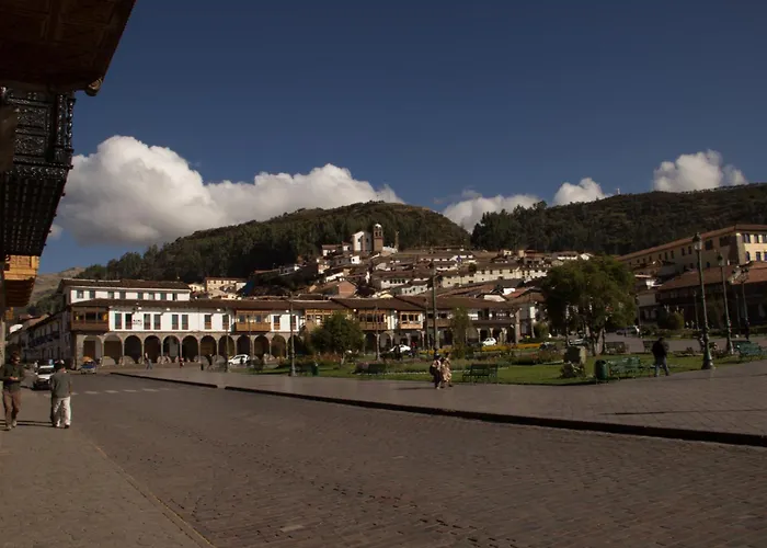 Katari Plaza Cusco El Virrey Hotel
