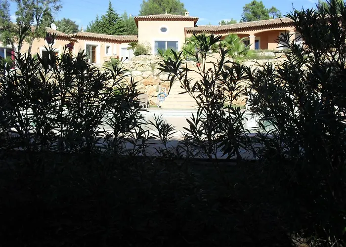 Hotel Mas des Lys à Roquebrune-sur Argens