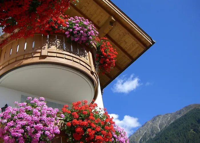 B&B Hotel Alpenrose Rooms & Apartments Valles