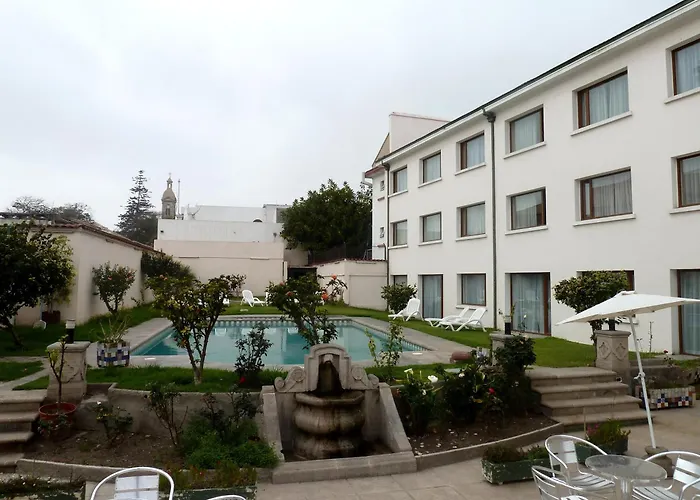 Hotel Francisco De Aguirre