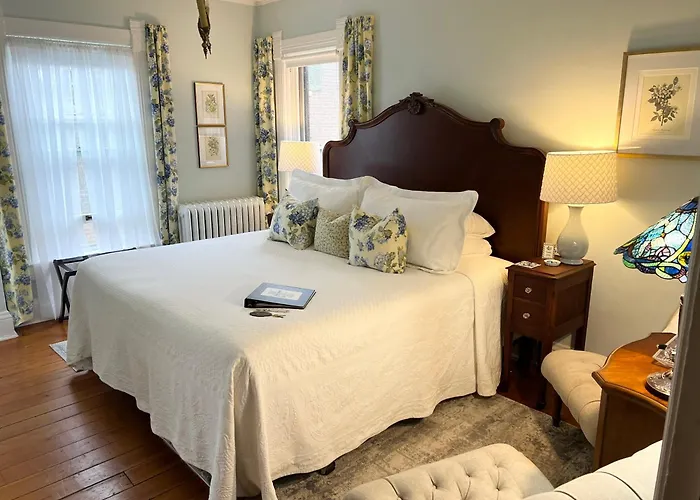 Lamberson Guest House